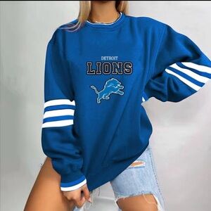 Detroit Lions Blue long sleeve lightweight Sweatshirt! Size large!